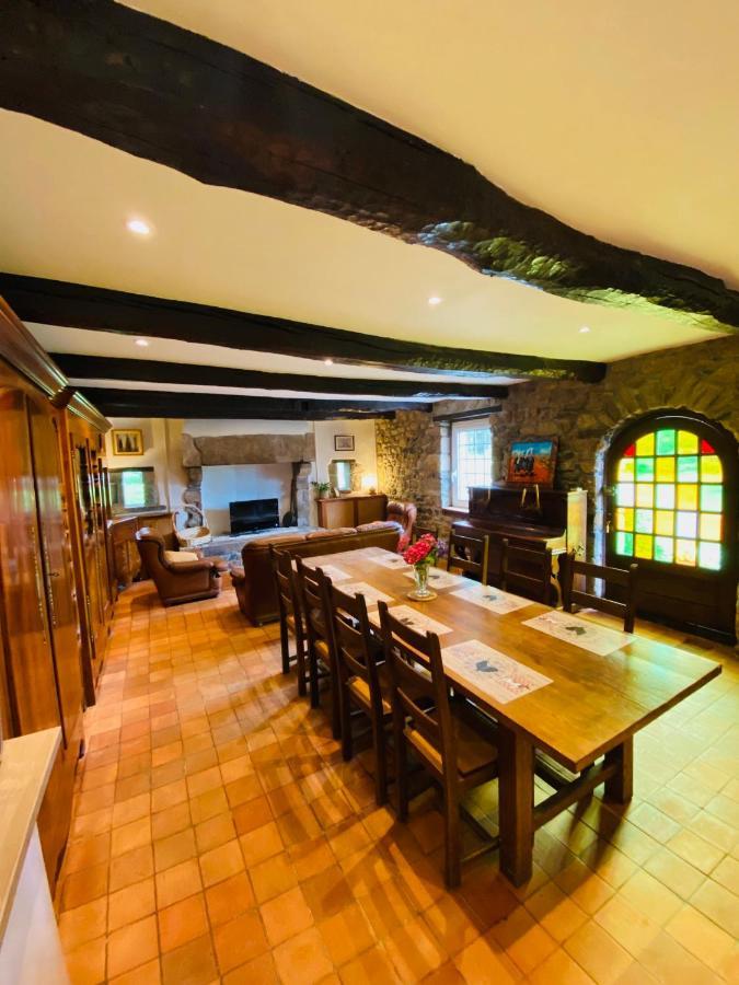 Maison Traditionnelle Bretonne Proche De La *