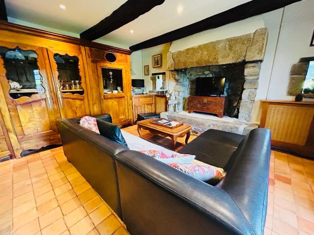 Maison Traditionnelle Bretonne Proche De La Holiday home Quemper-Guezennec