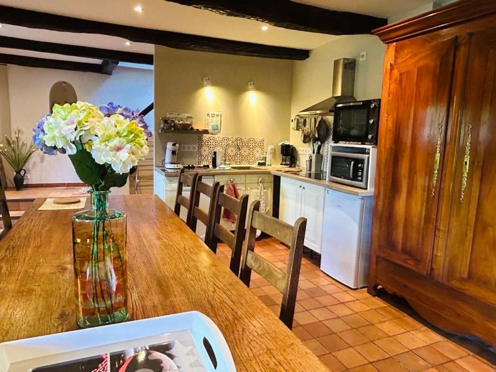 Maison Traditionnelle Bretonne Proche De La * Quemper-Guezennec
