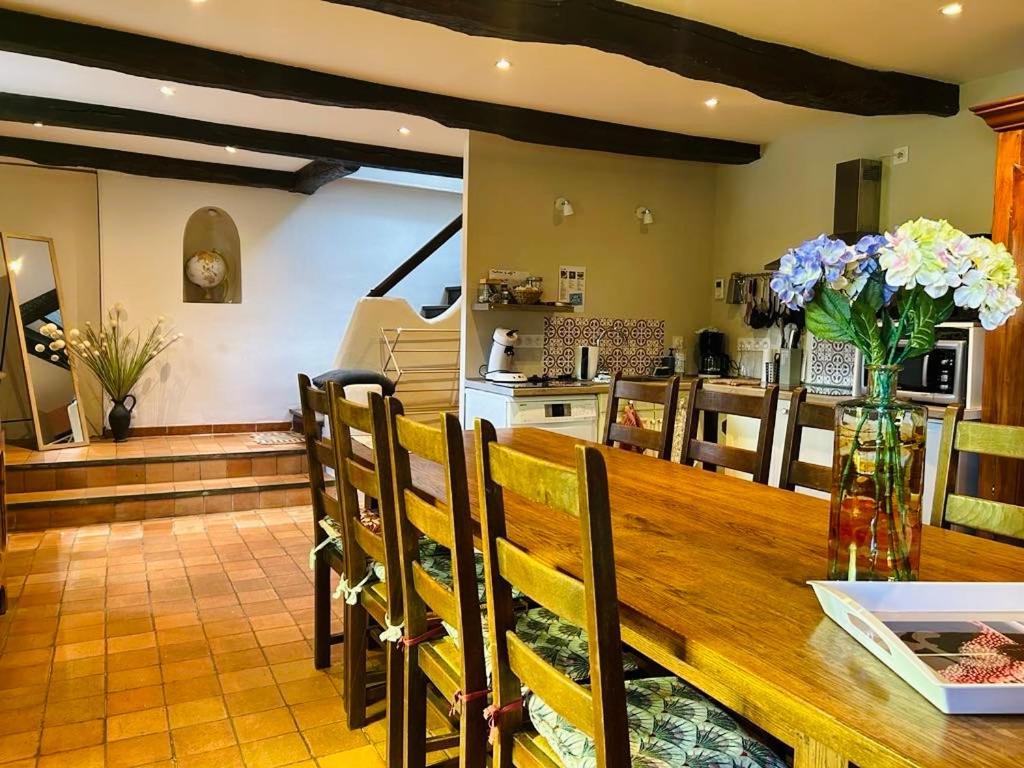 Maison Traditionnelle Bretonne Proche De La *